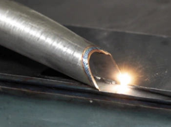 Weld Seam Cleaning